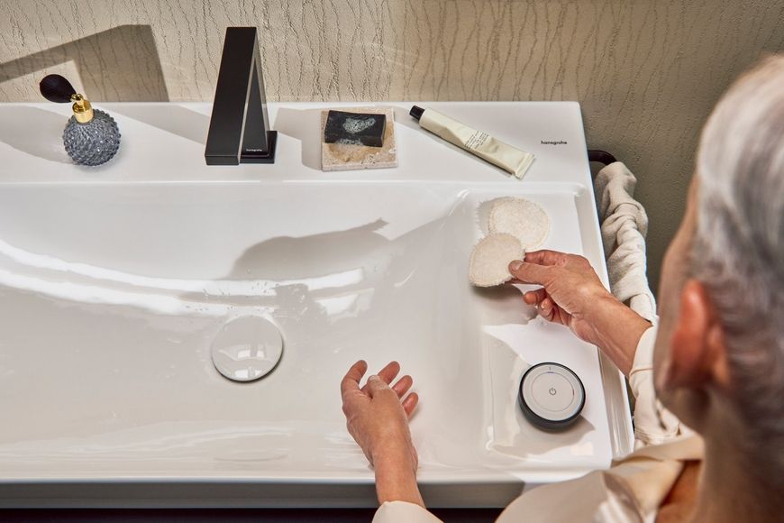 Змішувач для раковини на 2 отвори HANSGROHE Tecturis E 150 CoolStart EcoSmart+ Matt Black 73053670 чорний з д/к - 73053670