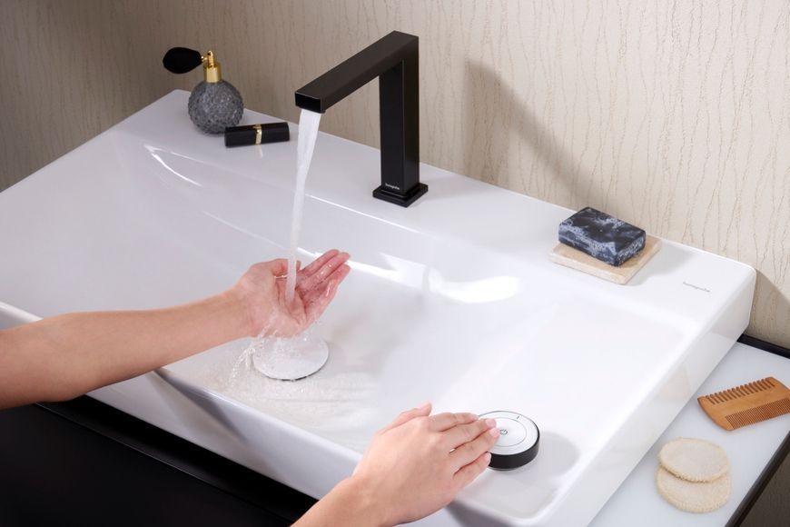 Змішувач для раковини на 2 отвори HANSGROHE Tecturis E 150 CoolStart EcoSmart+ Matt Black 73053670 чорний з д/к - 73053670