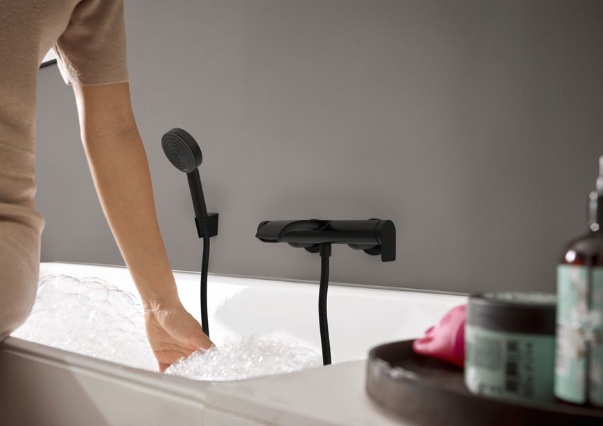Смеситель для ванны HANSGROHE Vivenis Matt Black 75420670 черный матовый - 75420670