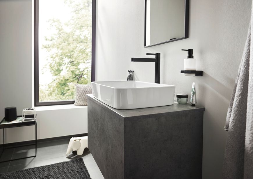 Смеситель для раковины HANSGROHE Finoris 260 Matt Black 76070670 черный матовый с донным клапаном push-open - 76070670
