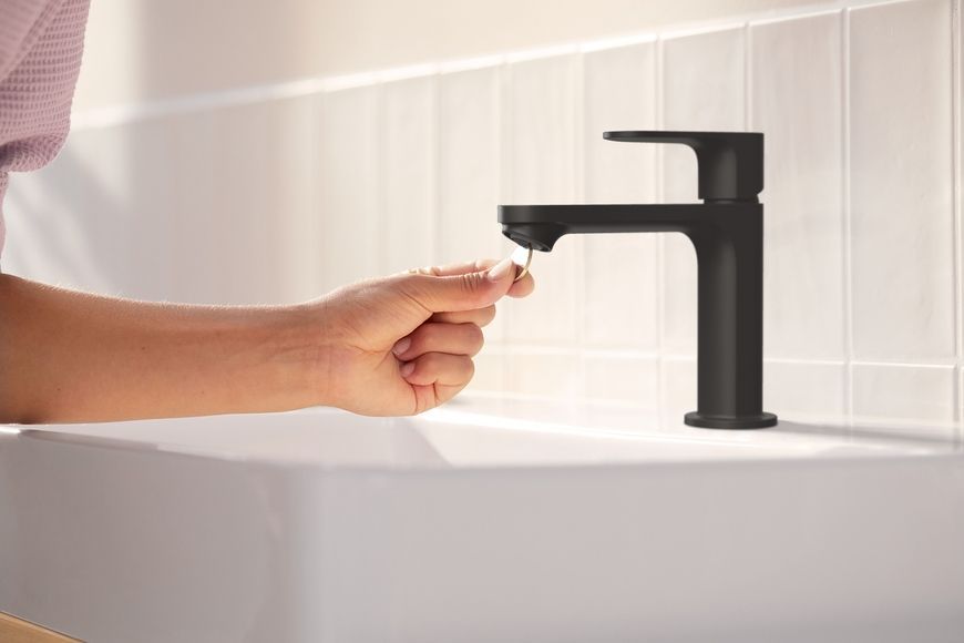 Змішувач для раковини HANSGROHE Rebris S 110 CoolStart чорний матовий 72520670 - 72520670