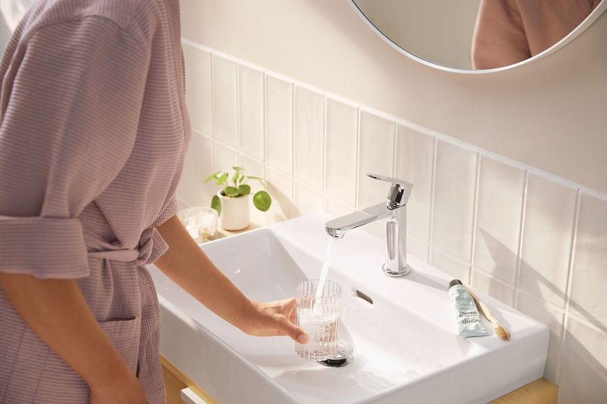 Смеситель для раковины HANSGROHE Rebris S 110 CoolStart хром 72520000 - 72520000
