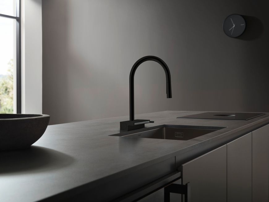 Смеситель для кухонной мойки HANSGROHE Aquno Select M81 170 3jet с вытяжным изливом Sbox Matt Black 73831670 черный матовый - 73831670