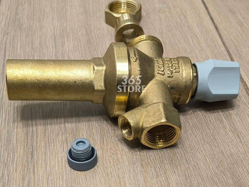 Автоматичний підживлювальний клапан Icma 1/2" ЗВ латунь №249 91249AD05