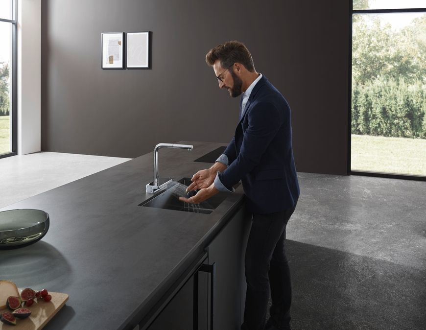 Змішувач для кухонної мийки HANSGROHE Aquno Select M81 250 2jet з витяжним виливом Sbox 73830000 хром - 73830000