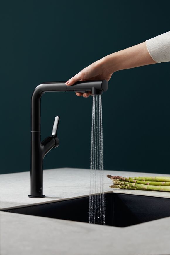 Смеситель для кухни KFA ARMATURA DUERO DESIGN BLACK с выдвижным изливом 6623-220-81 - 6623-220-81