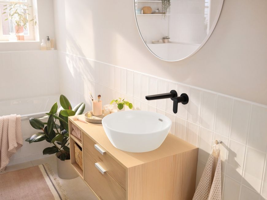 Настенный смеситель для раковины HANSGROHE Rebris S скрытый монтаж черный матовый 72528670 - 72528670