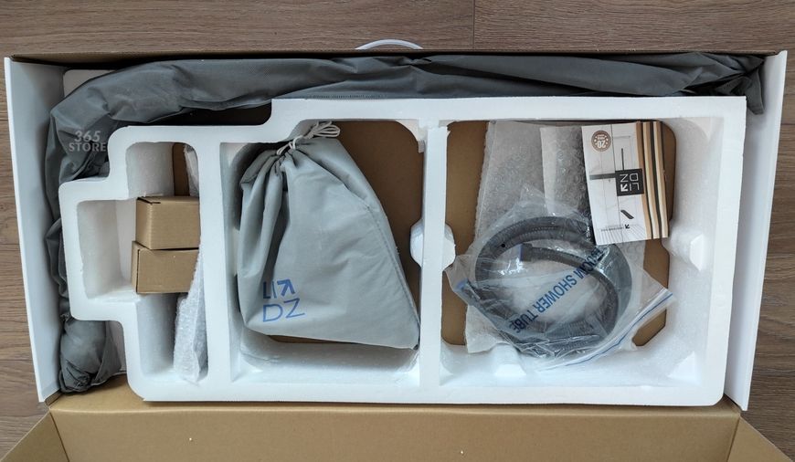 Душевая система LIDZ Kubis 1030 с смесителем и изливом LDKUB1030BLA35724 - LDKUB1030BLA35724