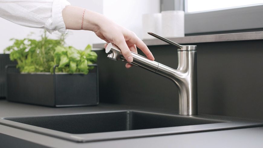 Змішувач кухонний HANSGROHE Zesis M33 150 з витяжним виливом 2jet 74800800 нержавіюча сталь - 74800800