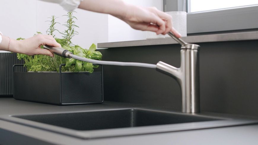 Змішувач кухонний HANSGROHE Zesis M33 150 з витяжним виливом 2jet 74800800 нержавіюча сталь - 74800800