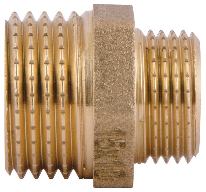 Ниппель латунный SD Plus 1/2"х3/8" редукционный SD408159
